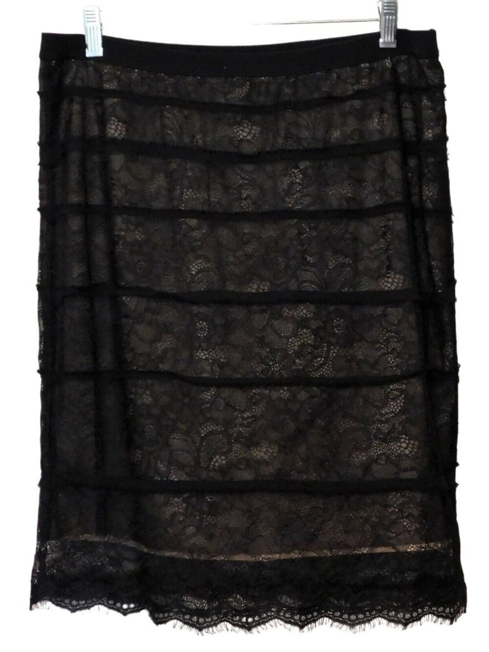 BCBG Maxazria Jocelyn Lace Skirt M Black Over Beige Lining Elastic Waist Nylon - Picture 3 of 4